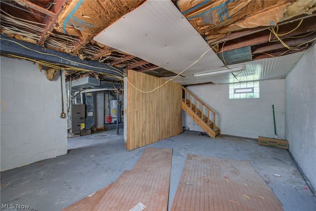 672 Jackson Street, Amherst, OH 44001