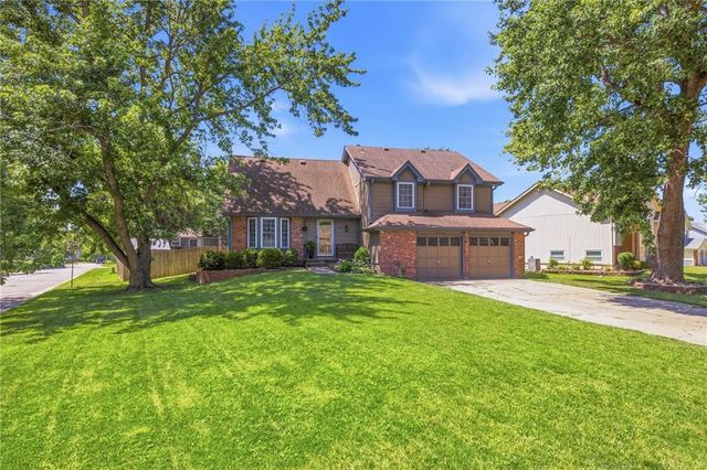 16003 W 139th Street, Olathe, KS 66062