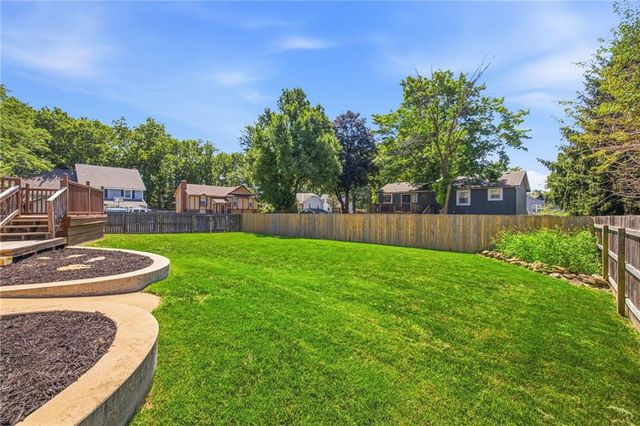 16003 W 139th Street, Olathe, KS 66062