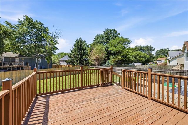 16003 W 139th Street, Olathe, KS 66062