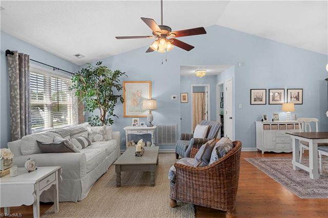 3675 Signet Drive, Winston-salem, NC 27101