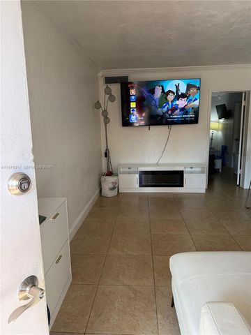 1230 W 54th St 211A, Hialeah, FL 33012