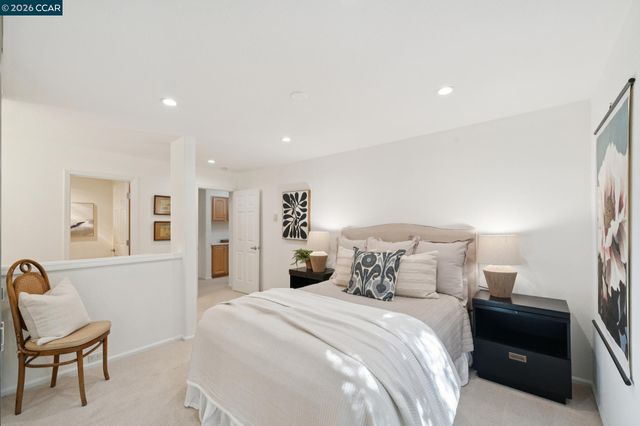 150 SHARENE LANE 207, Walnut Creek, CA 94596