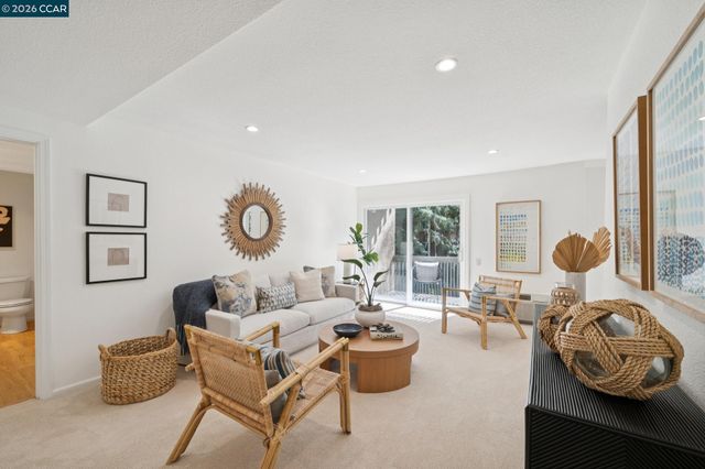 150 SHARENE LANE 207, Walnut Creek, CA 94596