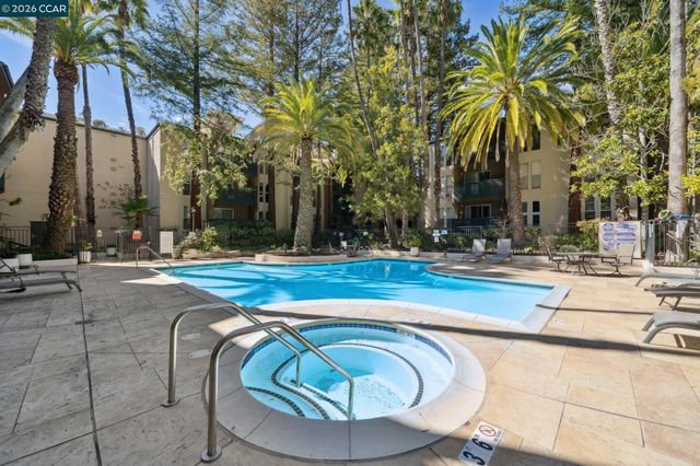 150 SHARENE LANE 207, Walnut Creek, CA 94596