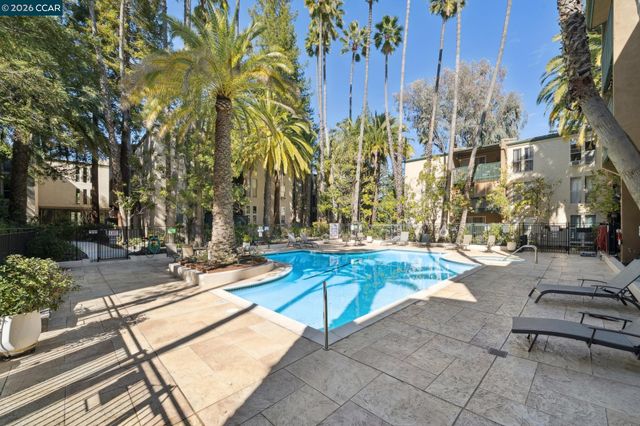 150 SHARENE LANE 207, Walnut Creek, CA 94596