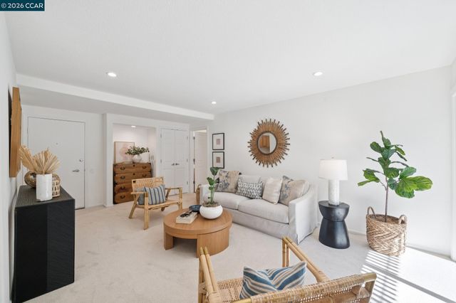 150 SHARENE LANE 207, Walnut Creek, CA 94596