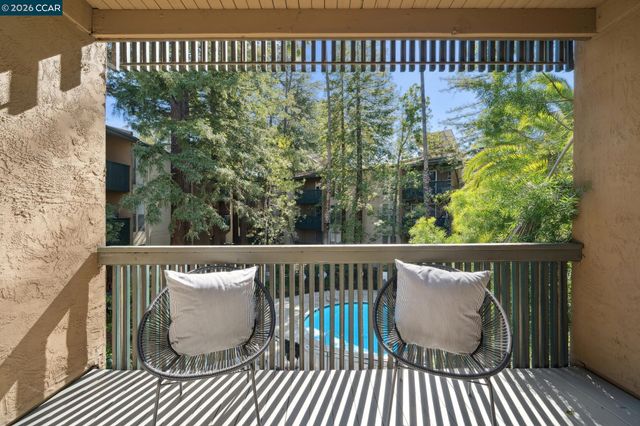 150 SHARENE LANE 207, Walnut Creek, CA 94596