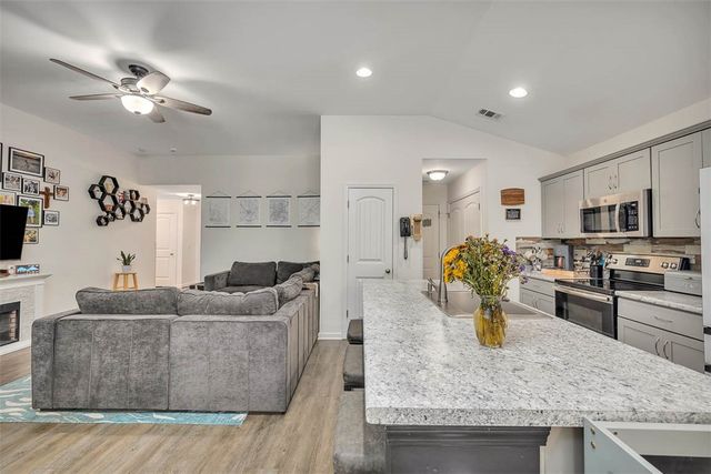 118 Roswell Drive W, Brunswick, GA 31525