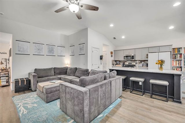 118 Roswell Drive W, Brunswick, GA 31525