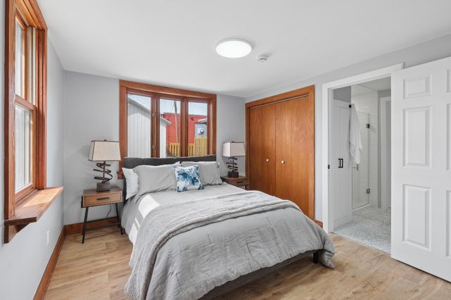 4304 1st Avenue S, Minneapolis, MN 55409