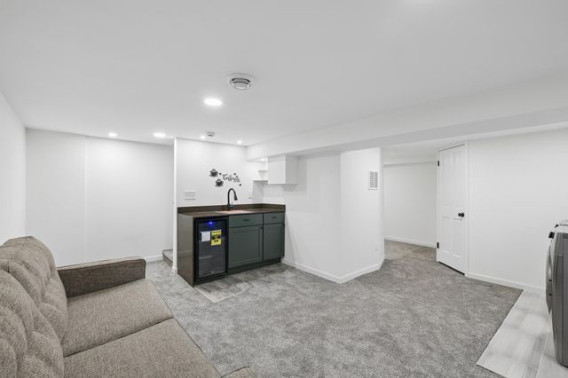 4304 1st Avenue S, Minneapolis, MN 55409