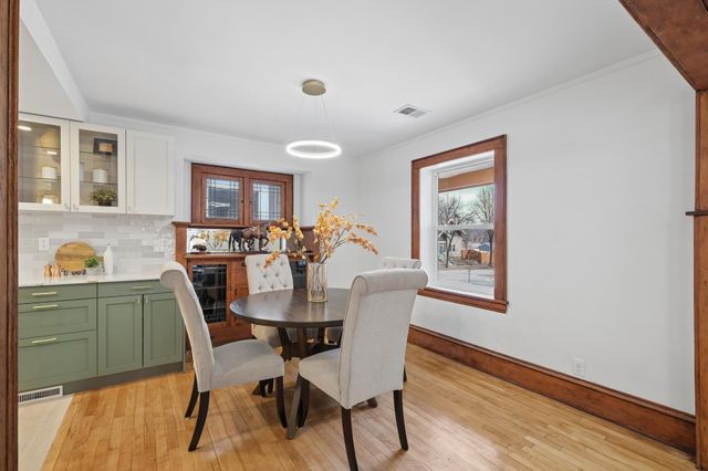 4304 1st Avenue S, Minneapolis, MN 55409