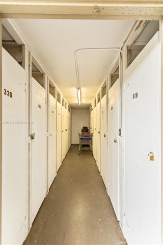 2998 NW 48th Ter 329, Lauderdale Lakes, FL 33313