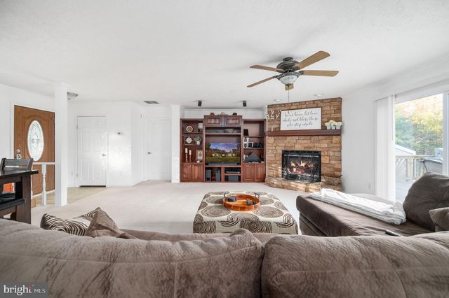 10325 MILL POND RD, Spotsylvania, VA 22551