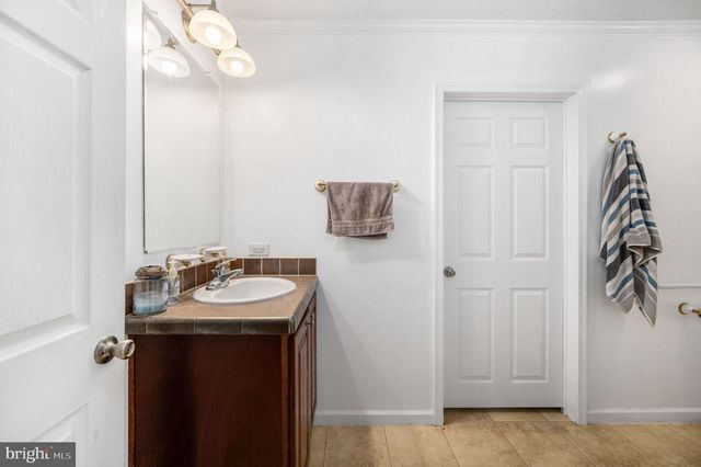10325 MILL POND RD, Spotsylvania, VA 22551
