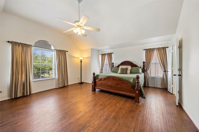 8506 Linda Vista Drive, Rowlett, TX 75088