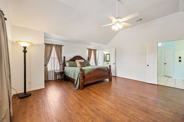 8506 Linda Vista Drive, Rowlett, TX 75088