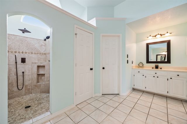 8506 Linda Vista Drive, Rowlett, TX 75088