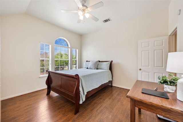 8506 Linda Vista Drive, Rowlett, TX 75088