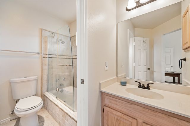 8506 Linda Vista Drive, Rowlett, TX 75088