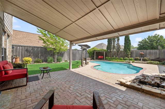 8506 Linda Vista Drive, Rowlett, TX 75088