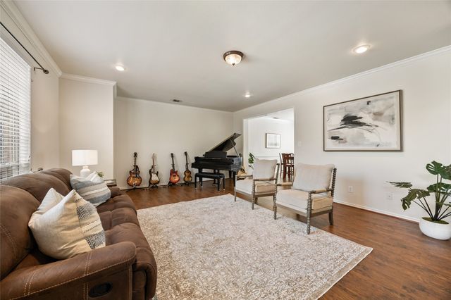 8506 Linda Vista Drive, Rowlett, TX 75088