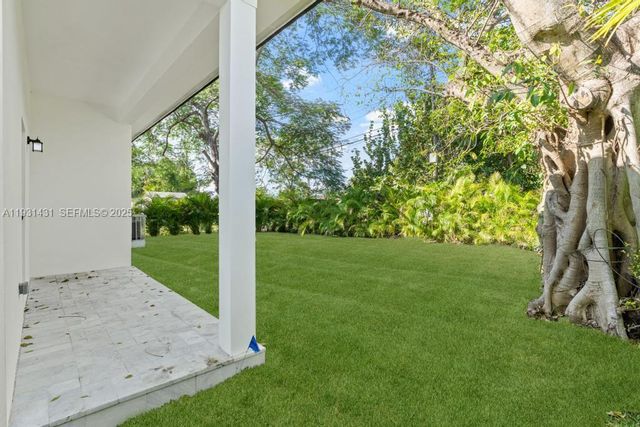 755 NW 83 ST, Miami, FL 33150