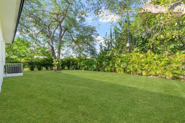 755 NW 83 ST, Miami, FL 33150