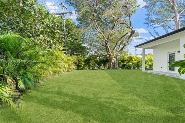 755 NW 83 ST, Miami, FL 33150