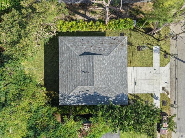 755 NW 83 ST, Miami, FL 33150