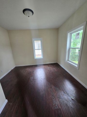 1239 S MAIN ST, Wichita, KS 67213