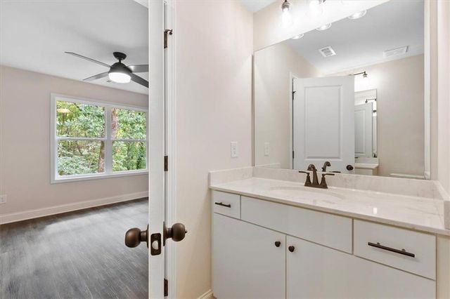 2486 Hidden Cove Court, Gainesville, GA 30501