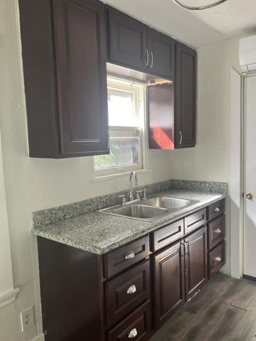 3516 Nagle Street, Houston, TX 77004