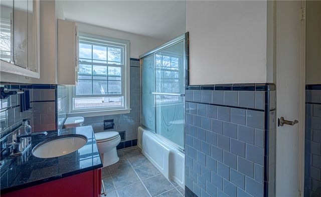 120 mason Avenue, Cranston, RI 02910