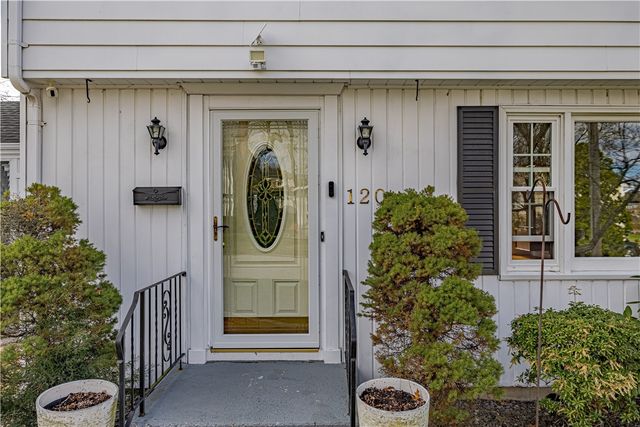 120 mason Avenue, Cranston, RI 02910