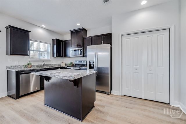 872 Grayson Avenue, Hinesville, GA 31313