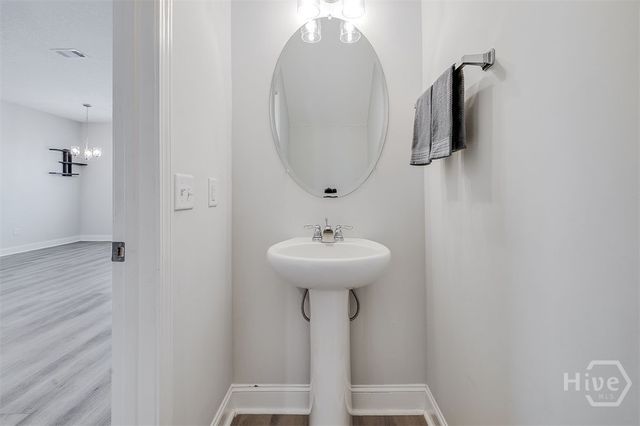 872 Grayson Avenue, Hinesville, GA 31313