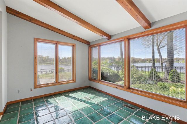 4069 Forest Point Drive, Norton Shores, MI 49441