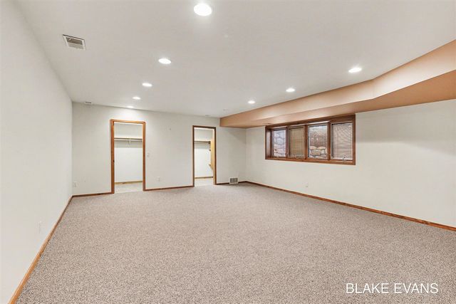 4069 Forest Point Drive, Norton Shores, MI 49441