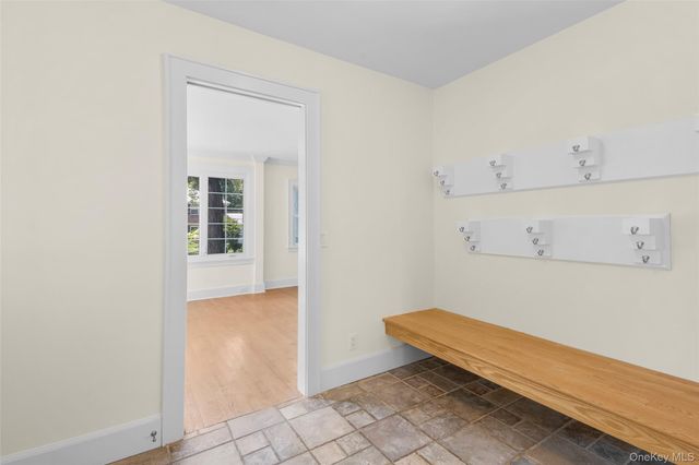 37 Highwood Avenue, Larchmont, NY 10538