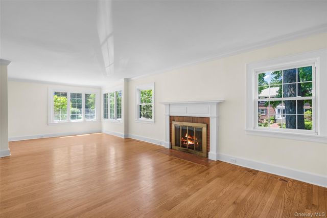 37 Highwood Avenue, Larchmont, NY 10538