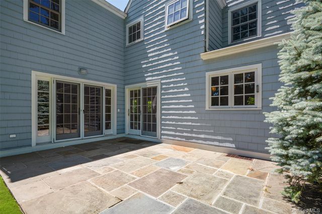 37 Highwood Avenue, Larchmont, NY 10538