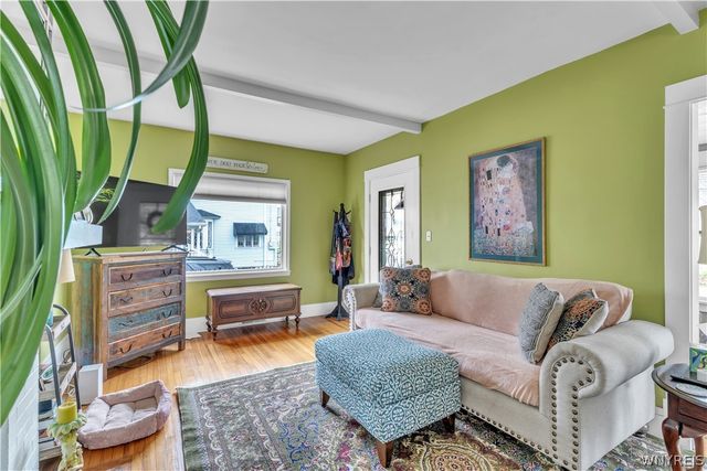 11 Oakhurst Avenue, Buffalo, NY 14220