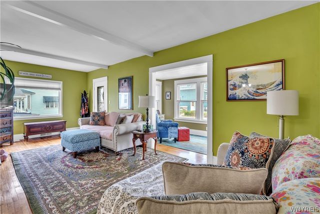 11 Oakhurst Avenue, Buffalo, NY 14220