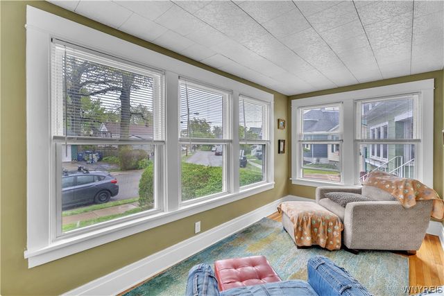 11 Oakhurst Avenue, Buffalo, NY 14220