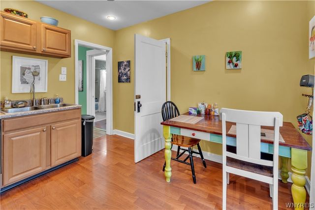 11 Oakhurst Avenue, Buffalo, NY 14220