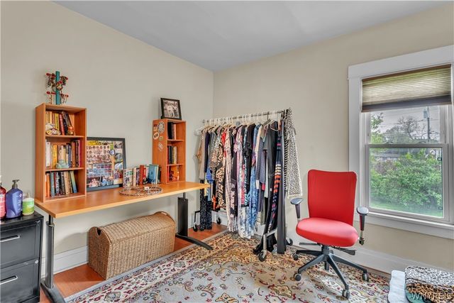 11 Oakhurst Avenue, Buffalo, NY 14220