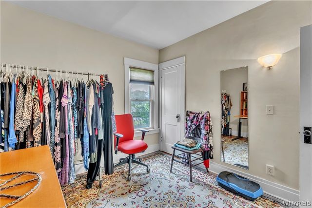 11 Oakhurst Avenue, Buffalo, NY 14220