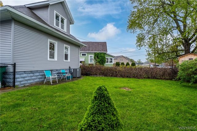 11 Oakhurst Avenue, Buffalo, NY 14220